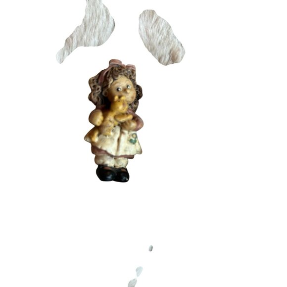 Little Girl Holding Kitty Cat Figurine Brooch Pin - Picture 4 of 5